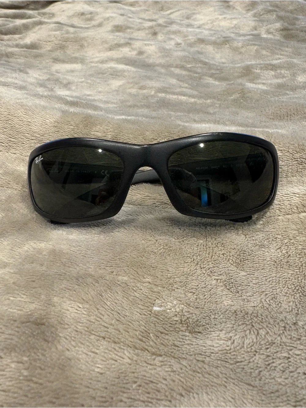 Ray-Ban